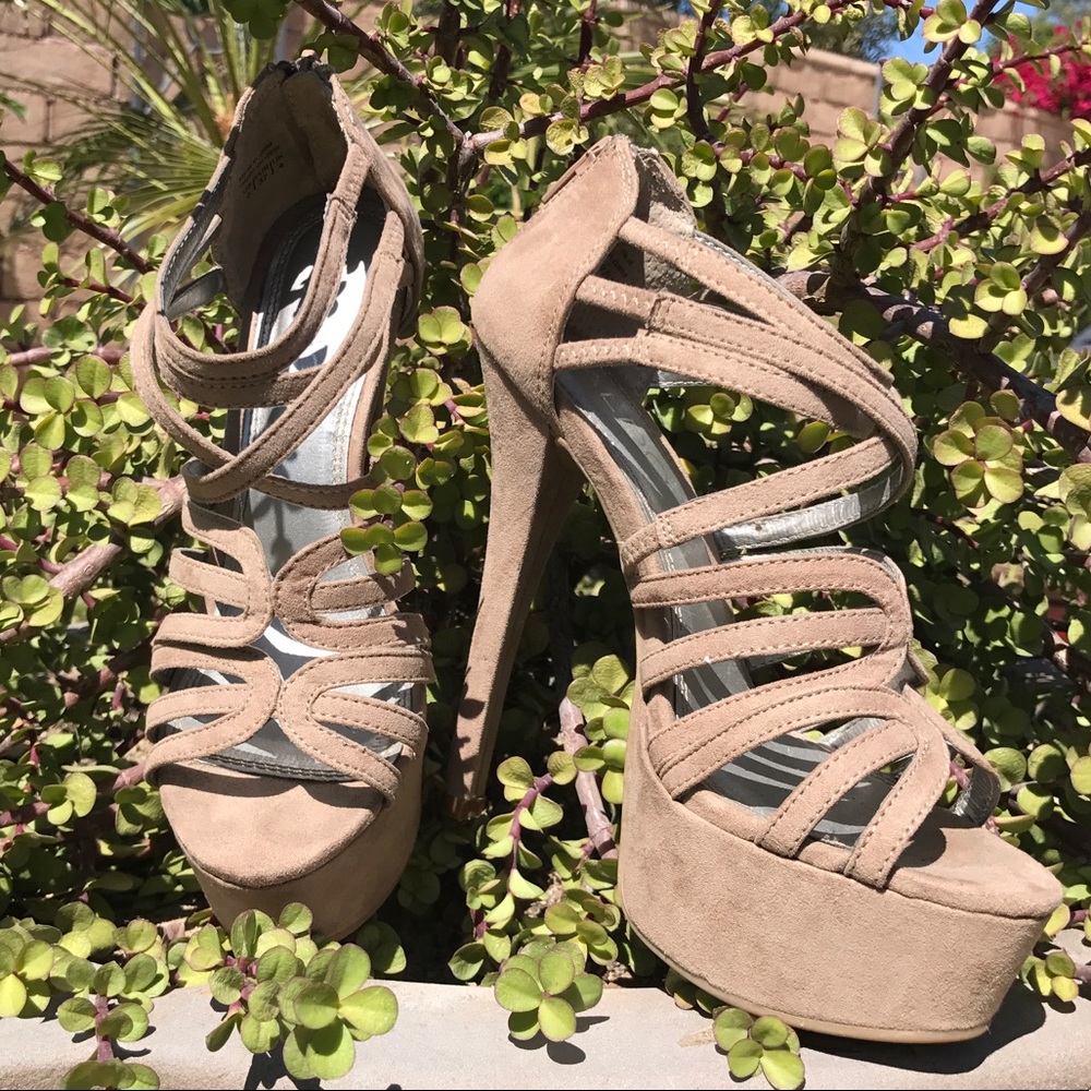 Aldo Heels - Picture 2 of 6
